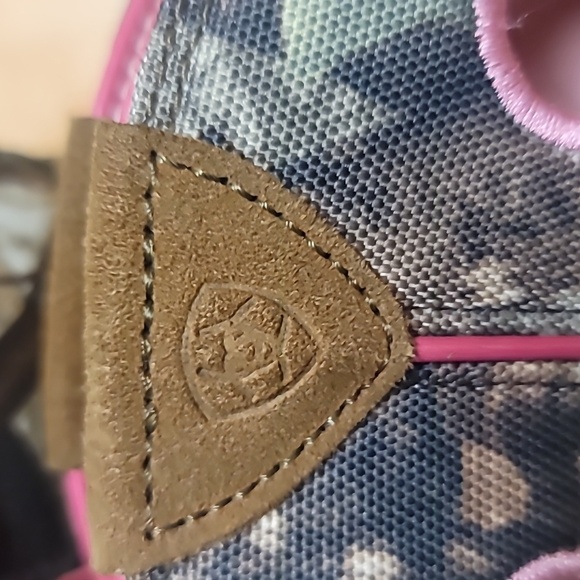 Ariat 👢 boots size 9 B - Picture 4 of 7